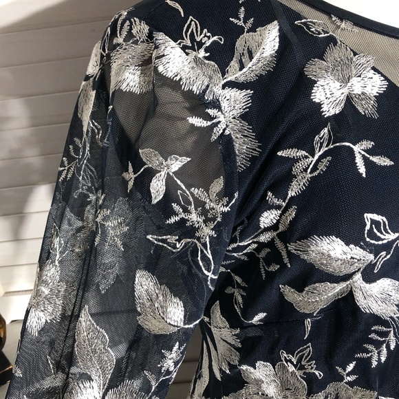 Connected Apparel Dress Floral Embroidered Mesh Jacket Navy White 12 - Picture 5 of 12